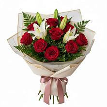 Букет цветов из:  Лилии и Розы в Александровке Донской