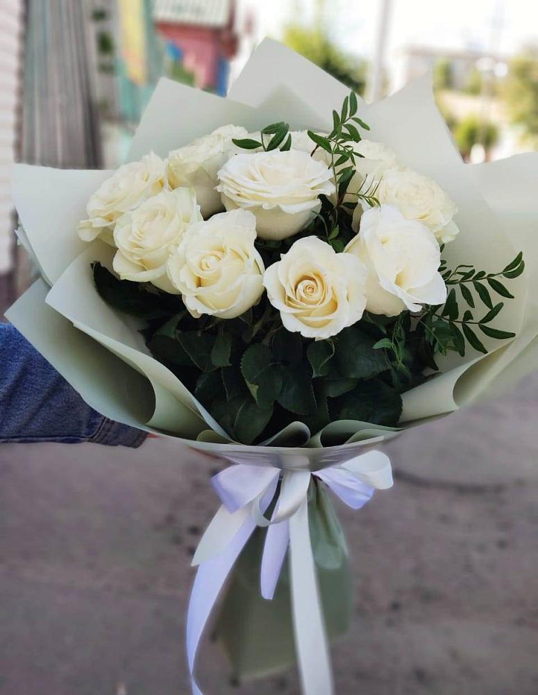 Букет Белые розы Проуд в Александровке Донской