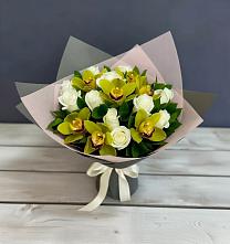 Букет цветов из:  Орхидеи и Розы в Александровке Донской