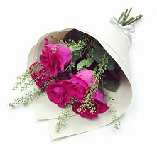 Букет цветов из:  Розы в Александровке Донской