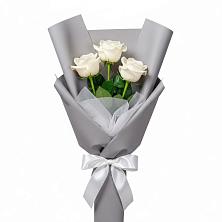 Букет 3 белые розы в Александровке Донской