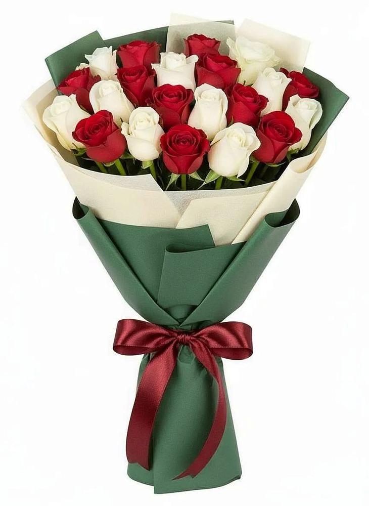 Букет Микс из красных и белых роз в Александровке Донской