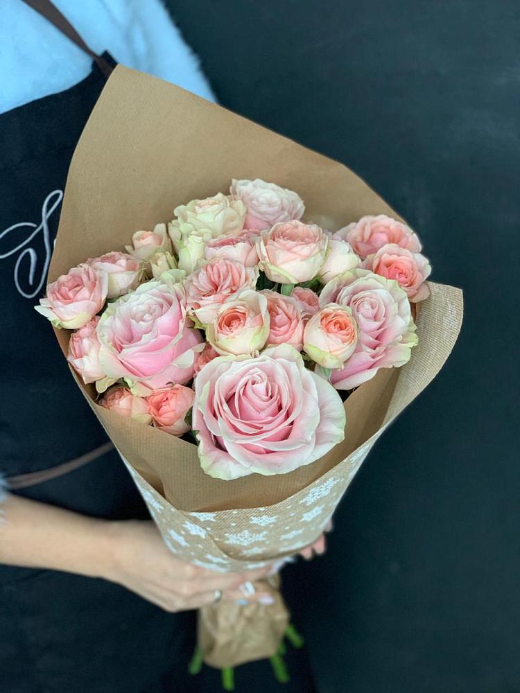 Букет цветов из: Хризантемы и Розы в Александровке Донской