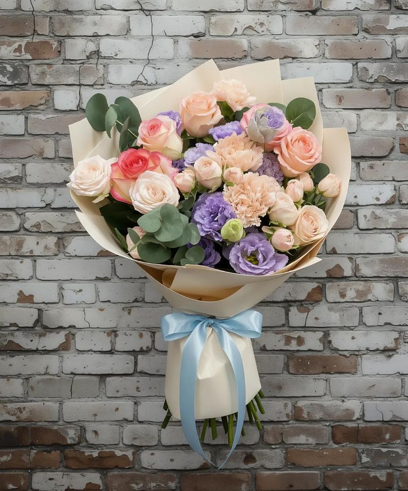 Букет цветов из: Розы, Лизиантусы и Гвоздики в Александровке Донской