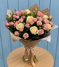 Букет цветов из:  Розы в Александровке Донской