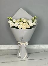 Букет цветов из:  Розы и Лизиантусы в Александровке Донской